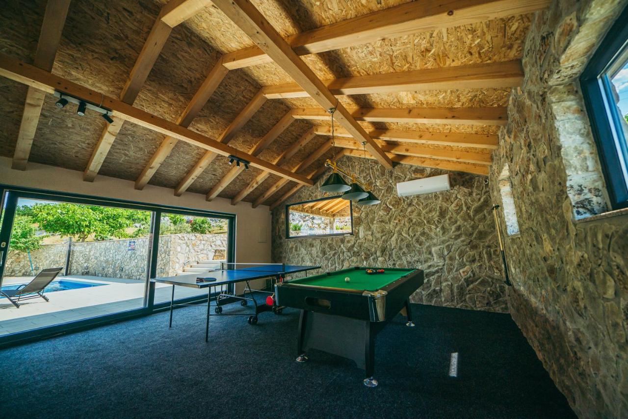 Villa On Stone Velika Čista Buitenkant foto